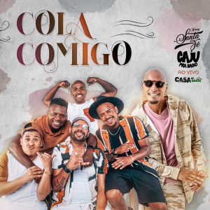 Listen to Cola Comigo (Casa Do Santa, Ao Vivo) song with lyrics from Vinny Santa Fé