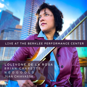 Juan Chiavassa的專輯Live at the Berklee Performance Center