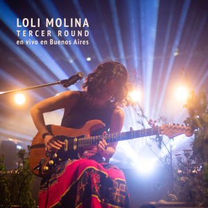 ดาวน์โหลดและฟังเพลง Viajando (en vivo) พร้อมเนื้อเพลงจาก Loli Molina