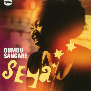 收聽Oumou Sangare的Donso (其他)歌詞歌曲