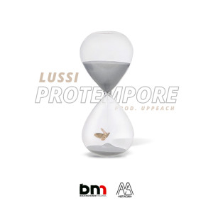 Dengarkan lagu Pro Tempore (Original) nyanyian Lussi dengan lirik