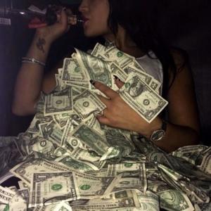 收聽Young Prxblms的Desacato (feat. Klepto) (Explicit)歌詞歌曲