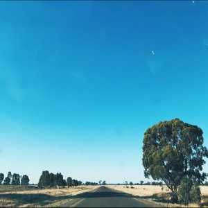 Dengarkan lagu May It Be nyanyian Relaxing Music dengan lirik