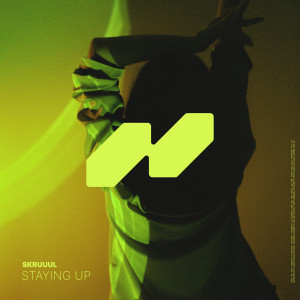 ดาวน์โหลดและฟังเพลง Staying Up พร้อมเนื้อเพลงจาก Skruuul