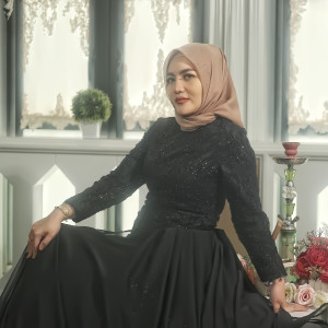 Album Babari Harok Ka Nan Lain oleh Ria Amelia