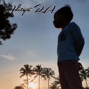 ดาวน์โหลดและฟังเพลง Dalam Lubuk Hatimu พร้อมเนื้อเพลงจาก Aditya RA