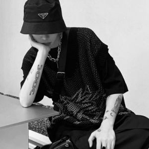 ดาวน์โหลดและฟังเพลง Lose Control (Explicit) พร้อมเนื้อเพลงจาก 梦小羿