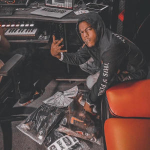 收聽Duubandzz的PILL MANE (feat. Young Success & Tumbo) (Explicit)歌詞歌曲