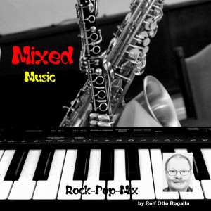 Dengarkan Moving Up lagu dari Rolf Otto Rogalla dengan lirik