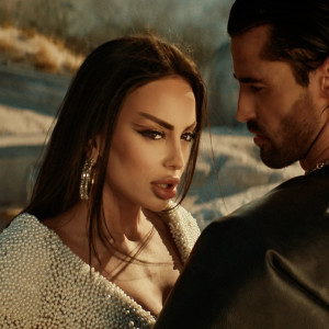 Listen to Es Ksirei song with lyrics from Oksy Avdalyan
