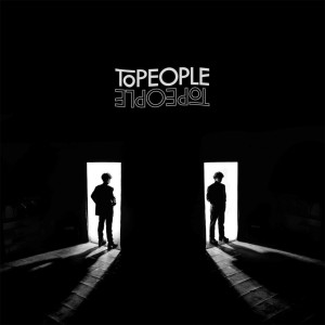 Dengarkan ขอเธอกลับมา(Pray) lagu dari Topeople dengan lirik