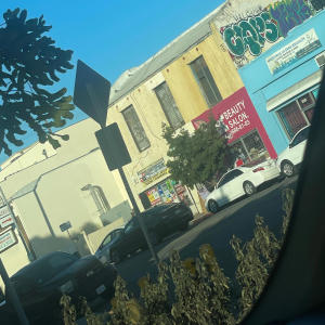 收聽JLA的Western Blvd Woman 1/14/24歌詞歌曲