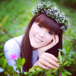Listen to Tôn kính Phật #1 song with lyrics from Phuong Nghi