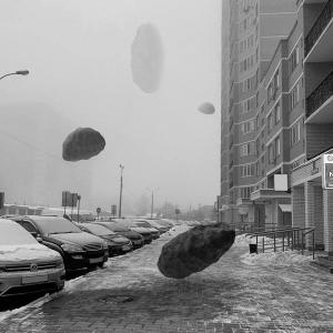 Dengarkan lagu ЛУНА (Explicit) nyanyian МЦ ПЛАЦКАРТ dengan lirik