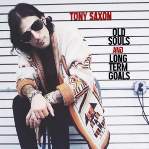 ดาวน์โหลดและฟังเพลง Honky Tonk พร้อมเนื้อเพลงจาก Tony Saxon