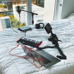 default playlist img
