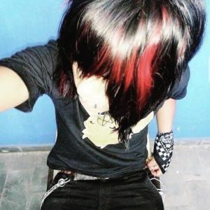 收聽skypebf的stereo slut (feat. 6arelyhuman & dxsh) (Explicit)歌詞歌曲