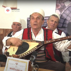 ดาวน์โหลดและฟังเพลง Ali pash gusia พร้อมเนื้อเพลงจาก Gani Demolli