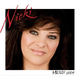Dengarkan lagu Medley 2009 nyanyian Nicki dengan lirik