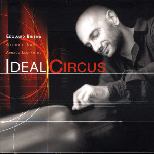 ดาวน์โหลดและฟังเพลง Sad Inside พร้อมเนื้อเพลงจาก Edouard Bineau Trio