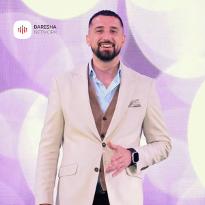 Dengarkan Potpuri dasmash lagu dari Artir Gjikokaj dengan lirik