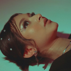 ดาวน์โหลดและฟังเพลง Only You พร้อมเนื้อเพลงจาก Assia Keva