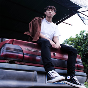 Listen to Life ain't got another take (Explicit) song with lyrics from Bame