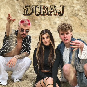 Listen to Dubaj song with lyrics from Fusialka