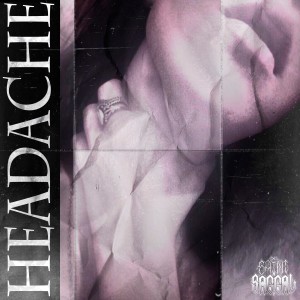 ดาวน์โหลดและฟังเพลง Look in the Mirror พร้อมเนื้อเพลงจาก Saint Saggal