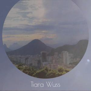 收听Vasia的Tiara Wuss歌词歌曲