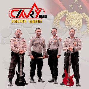 Listen to Sembuhlah Negeriku song with lyrics from Cikuray