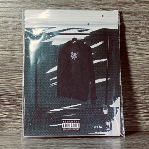 Listen to Vaisseau Rapide (Explicit) song with lyrics from $achino $teeze