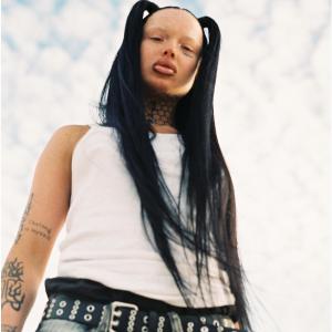 ดาวน์โหลดและฟังเพลง sky high (Explicit) พร้อมเนื้อเพลงจาก KUNTFETISH
