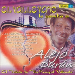 收聽Mayra Arguelles的Trago Gorriao歌詞歌曲