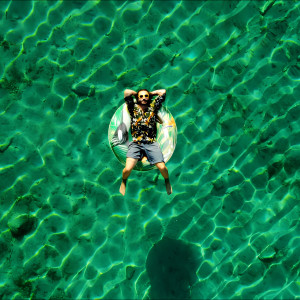 default playlist img