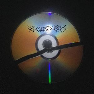 收聽javen的BENZY (feat. Mazelfyre) (Explicit)歌詞歌曲