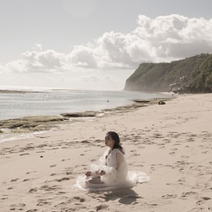 Listen to Relakan Hujan song with lyrics from Shania Salsabila