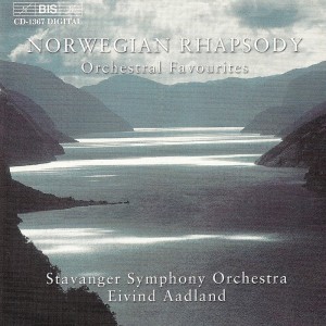 收聽Stavanger Symphony Orchestra的100 Folk-tunes from Hardanger, Op. 151: Suite No. 1: XIV. Storskrytarstev (Braggart's Ballad)歌詞歌曲