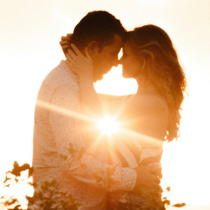 Listen to You Bring Me Back to Life song with lyrics from Dinamu