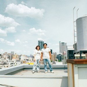 Dengarkan lagu 僕らは何もきかない nyanyian 本気のあそび dengan lirik