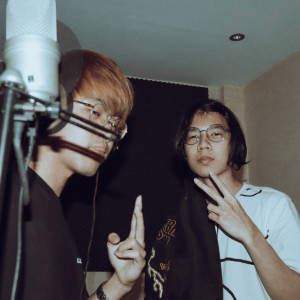 收听GaoSoon的January (Explicit)歌词歌曲