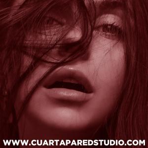 收聽Cuarta Pared Studio的Besos Afrobeat (feat. Dimelo Wini) (Instrumental Afrobeat)歌詞歌曲