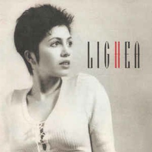ดาวน์โหลดและฟังเพลง Tutto va bene พร้อมเนื้อเพลงจาก Lighea