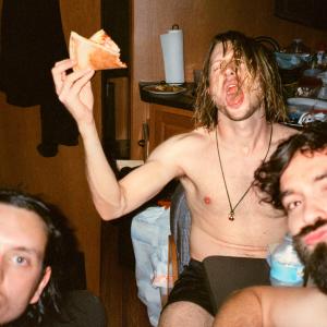 ดาวน์โหลดและฟังเพลง Back Foot (Explicit) พร้อมเนื้อเพลงจาก Dinosaur Pile-Up
