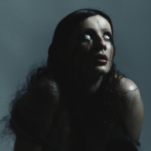 ดาวน์โหลดและฟังเพลง Грим พร้อมเนื้อเพลงจาก Yuvi