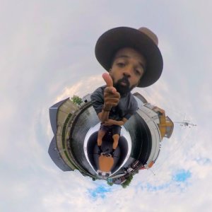 default playlist img