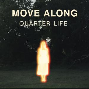 ดาวน์โหลดและฟังเพลง Hold On พร้อมเนื้อเพลงจาก Move Along