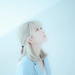 Dengarkan Orange lagu dari Yurisa dengan lirik