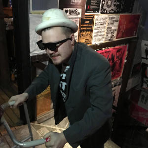 收聽Fat Skag的Tyskt ljudbås (feat. Orgy) (Explicit)歌詞歌曲