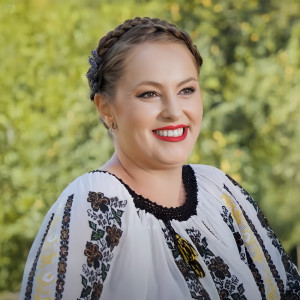 Listen to Zice Lumea Că-S Hlizâtă song with lyrics from Andreea Haisan